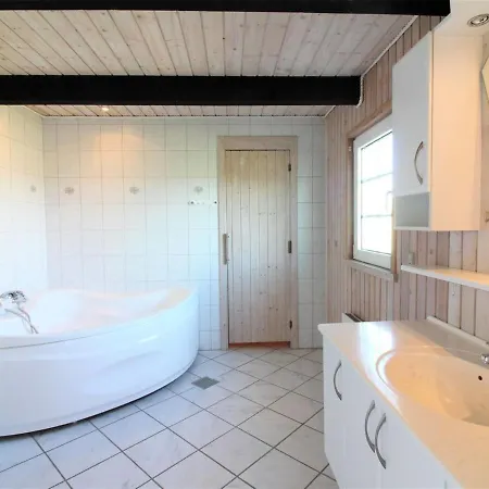 Holiday home Arita - 250m From The Sea In Nw Jutland By Interhome *